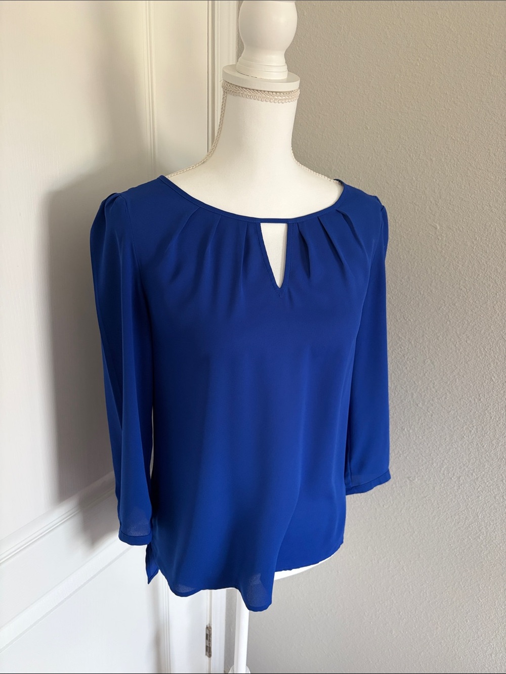 Express Women’s Royal Blue Keyhole Blouse